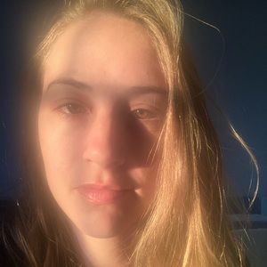 Meet your Posher, Celestine